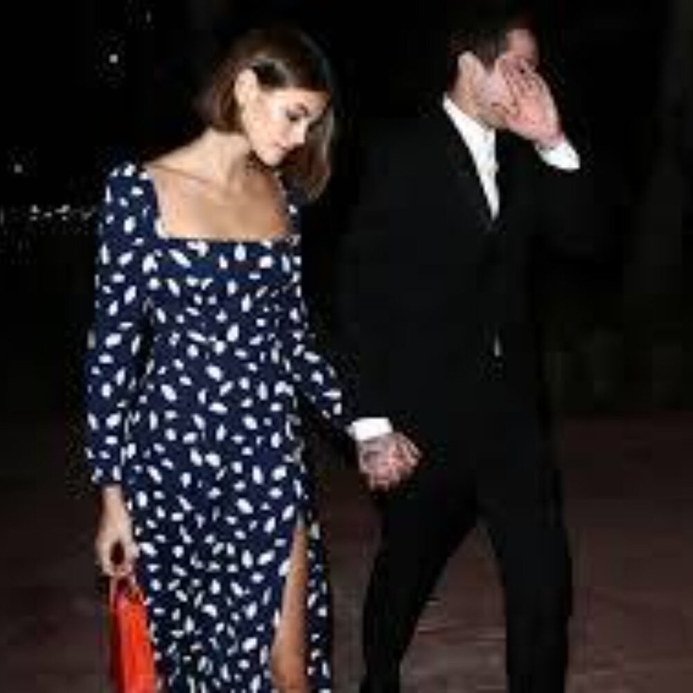 Reformation Sigmund Dress - Picture 2 of 6